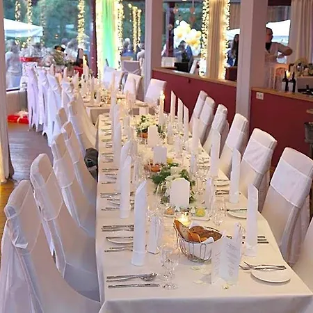 Malteser Komturei / Restaurant Otel 3*