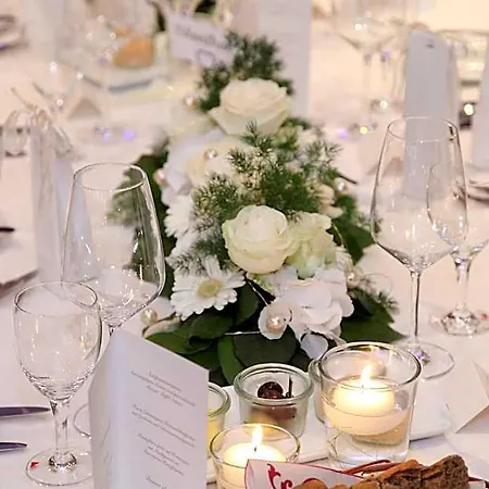 Malteser Komturei / Restaurant Otel Bergisch Gladbach