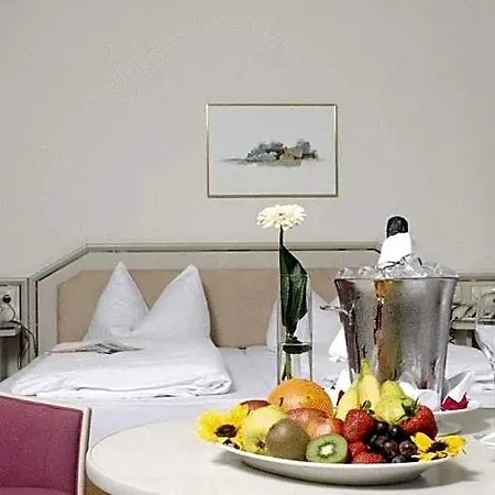 Malteser Komturei / Restaurant Otel Bergisch Gladbach