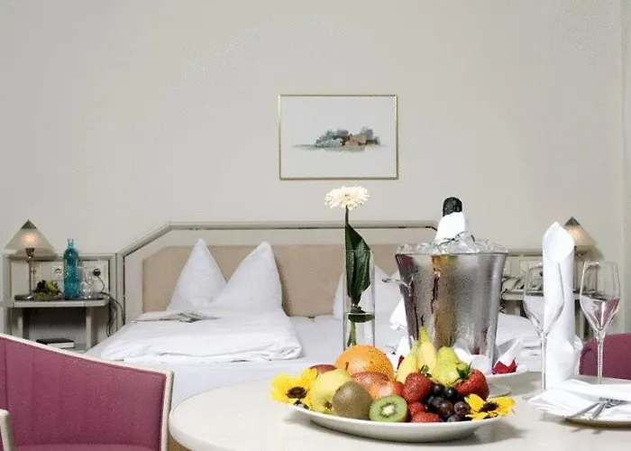 Malteser Komturei / Restaurant برجيش جلادباخ